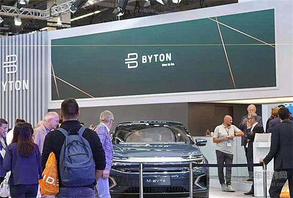 法兰克福的8号馆风云：中国情结、中国面孔与中国女婿