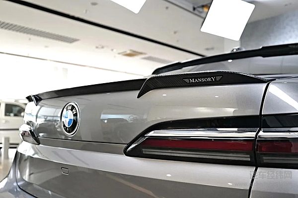 宝马7系(G70)MANSORY包围套件