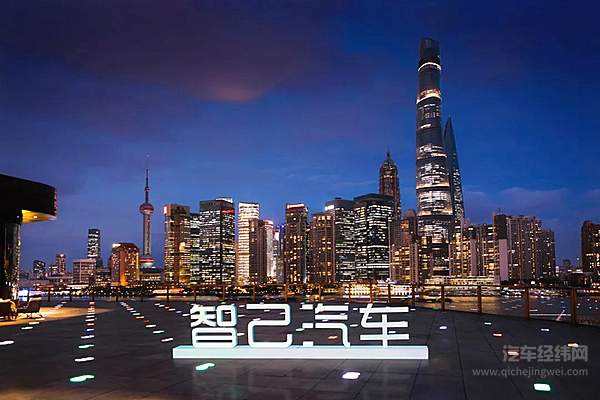 汽车巨头挤破头想占一席 高端新能源真的“香”吗？