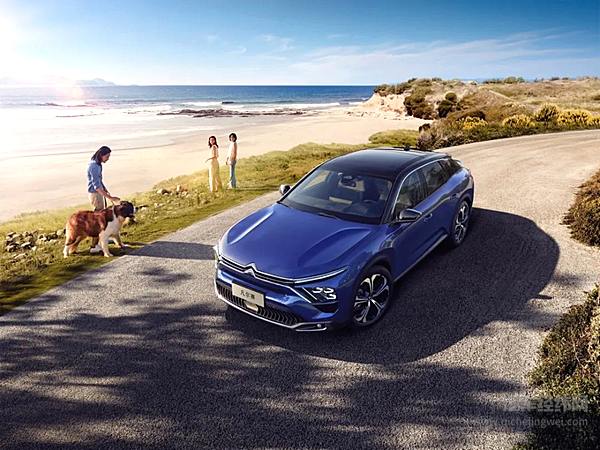 凡尔赛C5 X现已上市 你想知道的这里都有