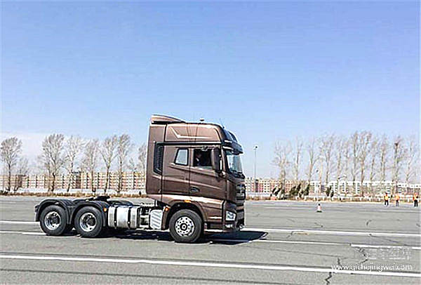 各路巨头争相押注“无人驾驶”，一汽解放打响“联盟战”