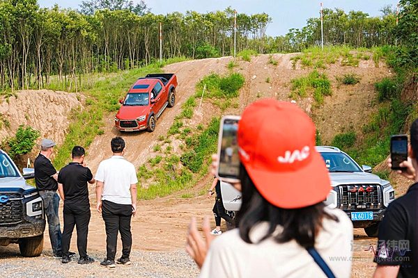 JAC DAY 2025：以“向往”为引擎 书写中国皮卡的创新传奇