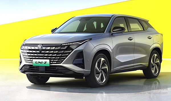 10万出头的预算 长安UNI-Z与星舰7该选谁？