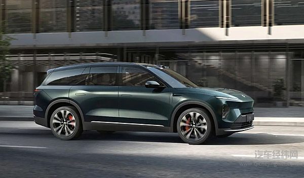 蔚来全新ES8以旗舰实力掌控全场