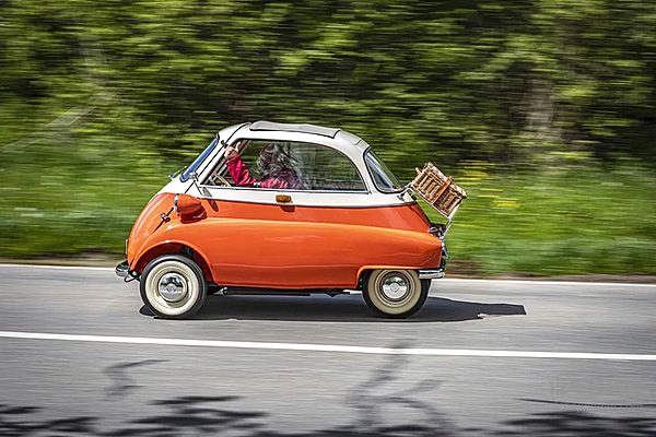 在古典与现代间徜徉：BMW ISETTA和MICROLINO的斯图加特之旅