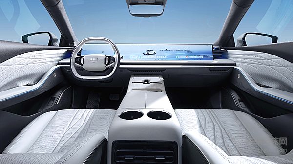 银河E8对标汉EV 消费者该怎么选？