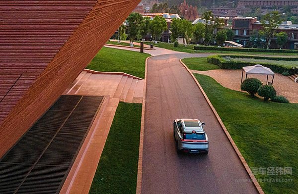 风神L7亮相北京车展 能否一炮打响？