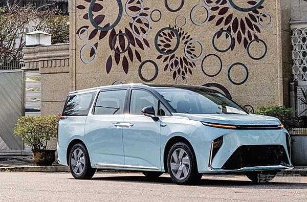 成都车展“麻辣”升级 上汽大通携全新一代G10提前锁定C位