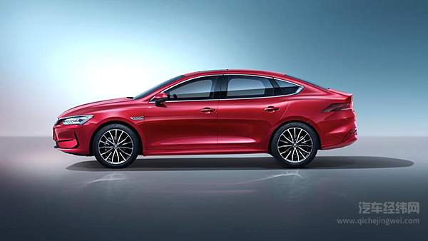 比亚迪4款重磅新车上市 全部搭载刀片电池