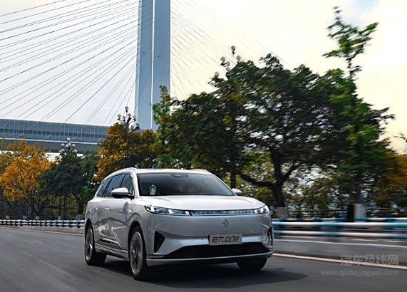 做理想L8的“平替款” 魏牌、奕派、零跑里有没有“潜力股”？