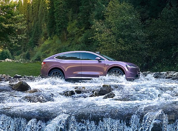 20万级纯电与增程之争 昊铂HT与智界R7谁更强？