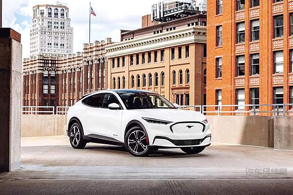 福特硬刚通用 宣布2025年前再投290亿进电动车自动驾驶