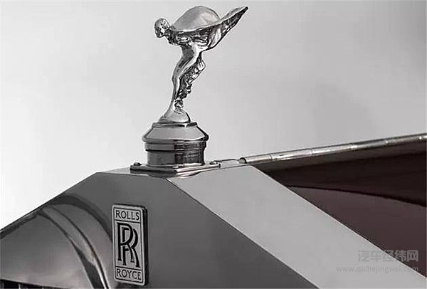 可看的不止彭于晏的腹肌，详解《邪不压正》中最值得看的5台车！ 