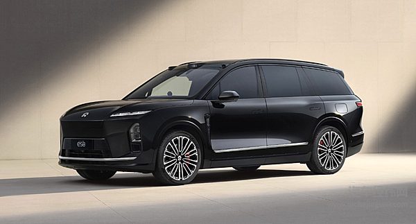 蔚来全新ES8达成7万台交付 连续两月蝉联纯电SUV销冠