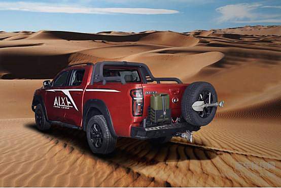 专为越野爱好者打造 长城炮越野皮卡硬核配置挑战改装！