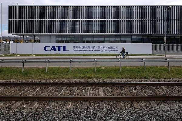 电动车“军备竞赛” 欧洲能否迎头赶上？