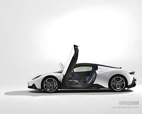 MC12后继之作 全新超跑MC20全球首秀 