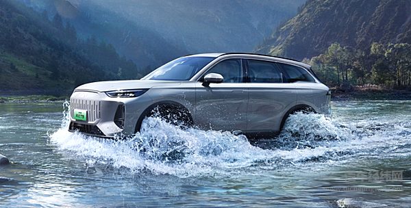 家用插混SUV二选一 宋L DM-i新车上市风云T9能否挑战？