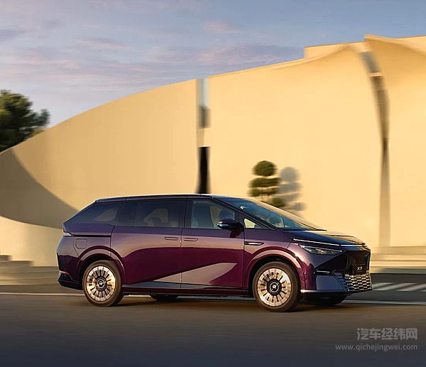 35.98万元起！2025款小鹏X9正式上市！