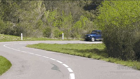 男人为什么喜欢奔驰大G？ 就和女人爱包一个道理！