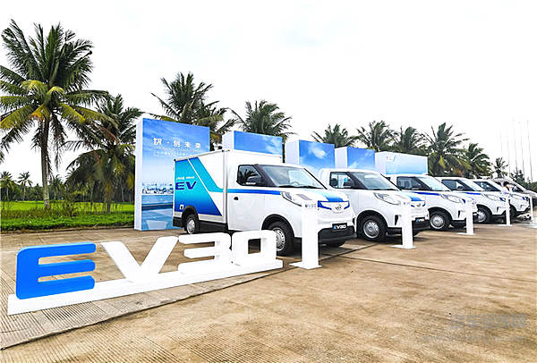 上汽大通的7年为何实现了“大通速度“？因为“大通是活的“！