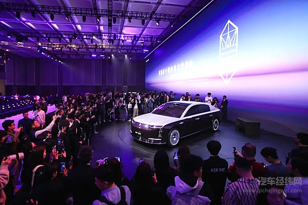 六大领先技术实现自主智能跃迁江汽集团携手华为勇攀科技高峰