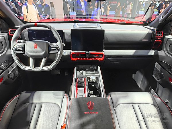 火星皮卡和江铃大道均在15万价格区间 不同侧重点哪个更讨喜？