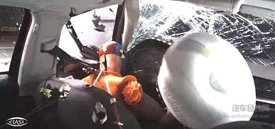 中保研“复活” 大众帕萨特在跌倒的地方爬起来