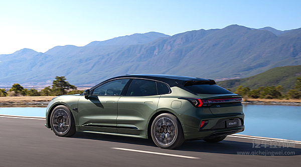 30万元内中大型纯电轿车对决 极越07与极氪001谁表现更好？