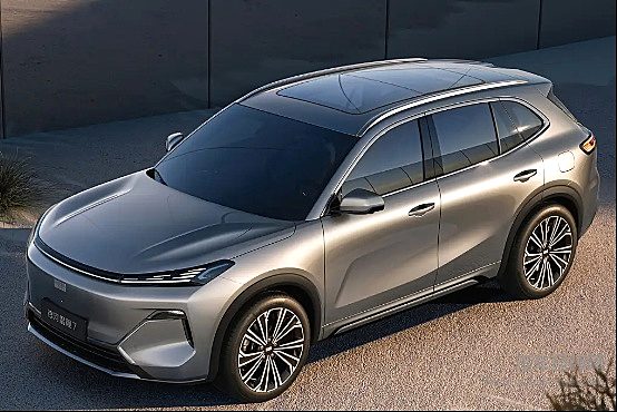 宋PLUS DM-i实力强悍 星舰7 EM-i能靠性价比获胜？