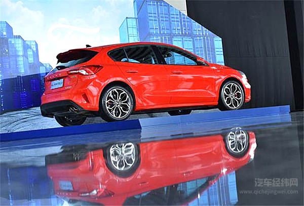 福特回击马斯克 福克斯为在华销量做“心脏复苏”！