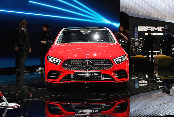 2018日内瓦车展探馆汇总 看看都有哪些重磅新车亮相