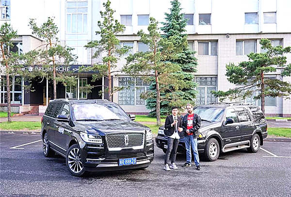 在这开车会惭愧？最霸气SUV遇见20年前的自己！