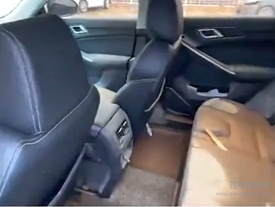 多雨季节怕水淹？硬派越野优势显现