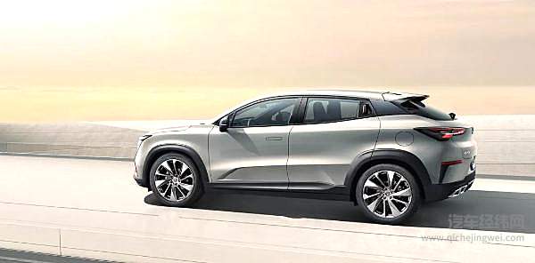 概念车造型+诸多高科技配置+蓝鲸高效发动机=长安UNI-T？