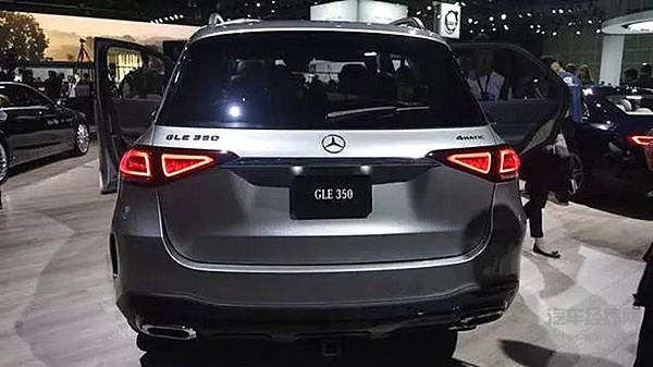 “元老级”选手奔驰GLE出马 气势上先赢一局！