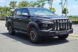 江淮皮卡悍途 商用創(chuàng)行版 1.998L汽油 231馬力 自動檔雙排皮卡