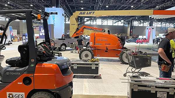 芝加哥车展开幕 但“槽点”实在太多……