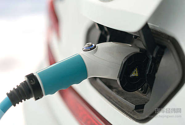 双积分再调整 新能源汽车行业发展任重而道远！