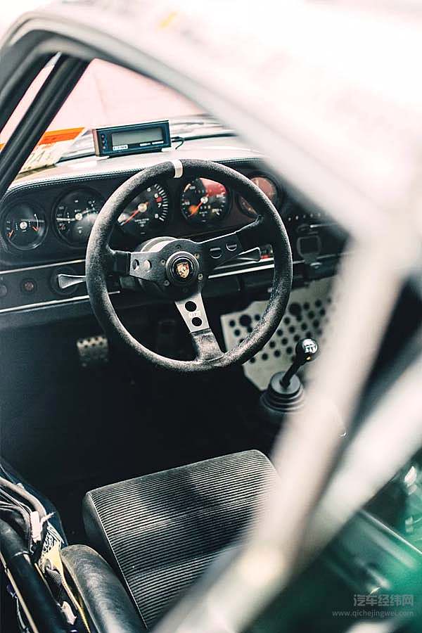 开着老爷车从北京到巴黎 这些人是疯了么？