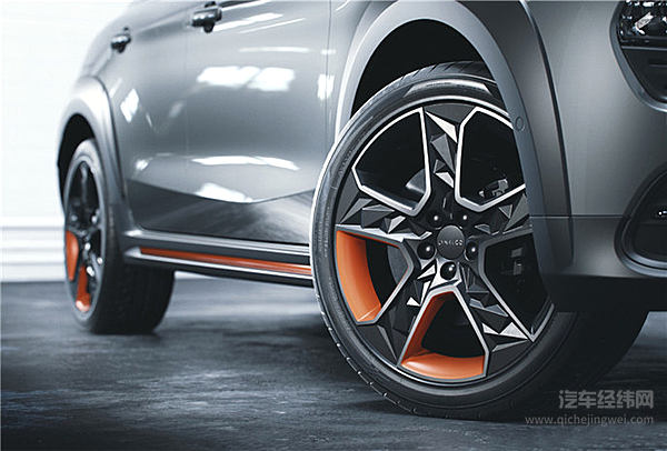 领克“二胎”在欧洲诞生了！ 该宠老大还是老二？