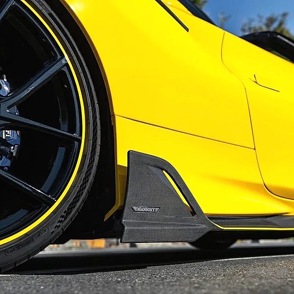 法拉利F8SpiderMANSORY定制版