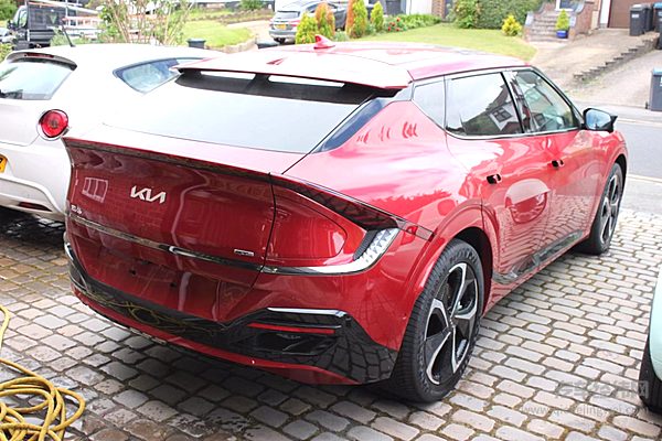 性能不输国产 起亚EV6能否首战告捷？