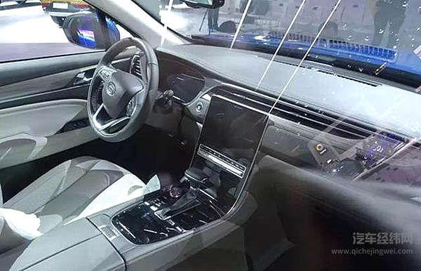 去巴黎车展镀了一层金 传祺GS5就赚足了面子！