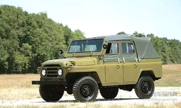 台前幕后忙不停 北汽集团2593辆车在阅兵式上有何作用？