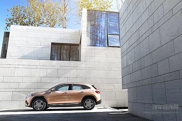 奔驰电动车为什么卖不过特斯拉？ 对比一下EQA与Model Y就知道了