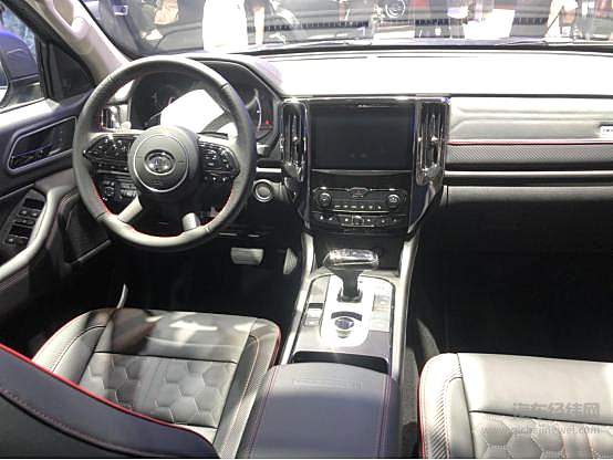 “重炮”就位 “炮弹”上膛 长城皮卡如何“轰动”上海车展