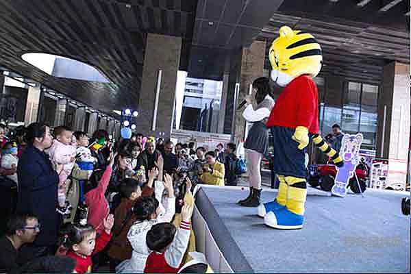 “钜惠来袭”聚焦第八届贵阳汽车文化节