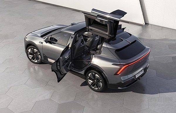 高合HiPhi Y迎战蔚来ES6 你会PICK哪个？