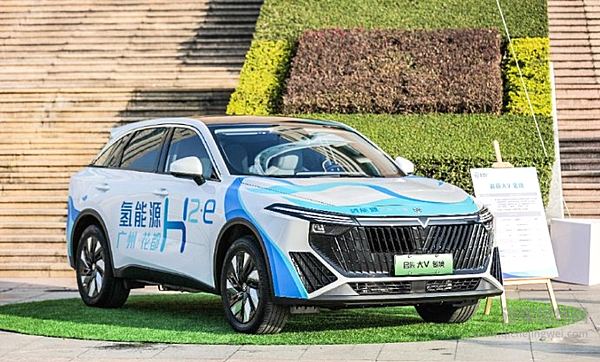 转型突破赶超跨越 东风汽车启辰首款氢能源车开启商业化示范运营